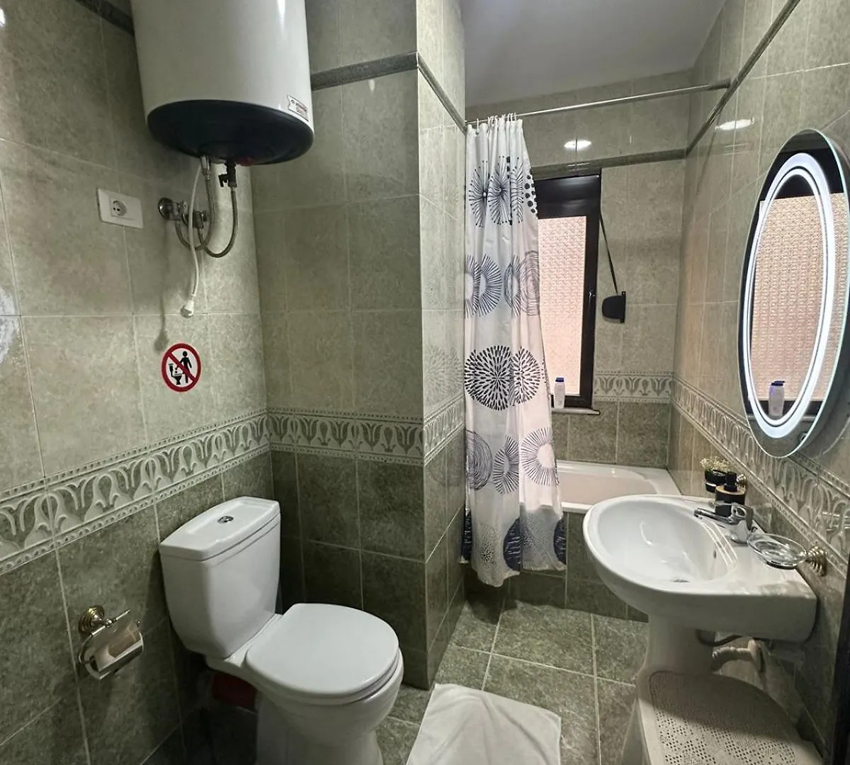 Apartment Nunu'S Place At Top Location Blloku Tirana